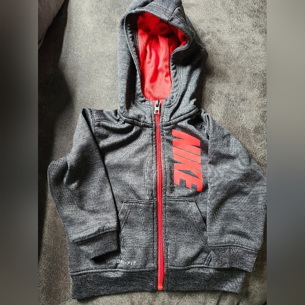 Nike dri fit hooded sweatshirt size 12 month infant toddler